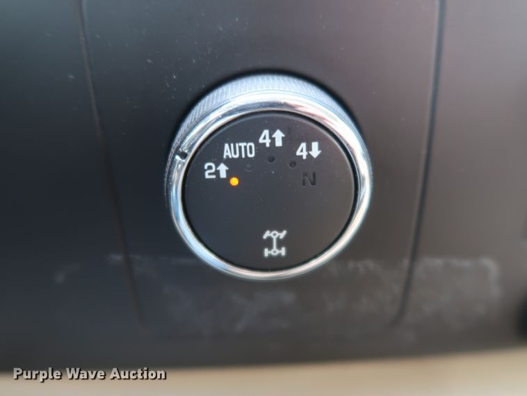 image for item DH0870 2010 Chevrolet Silverado 1500 LT  Ext. Cab pickup truck