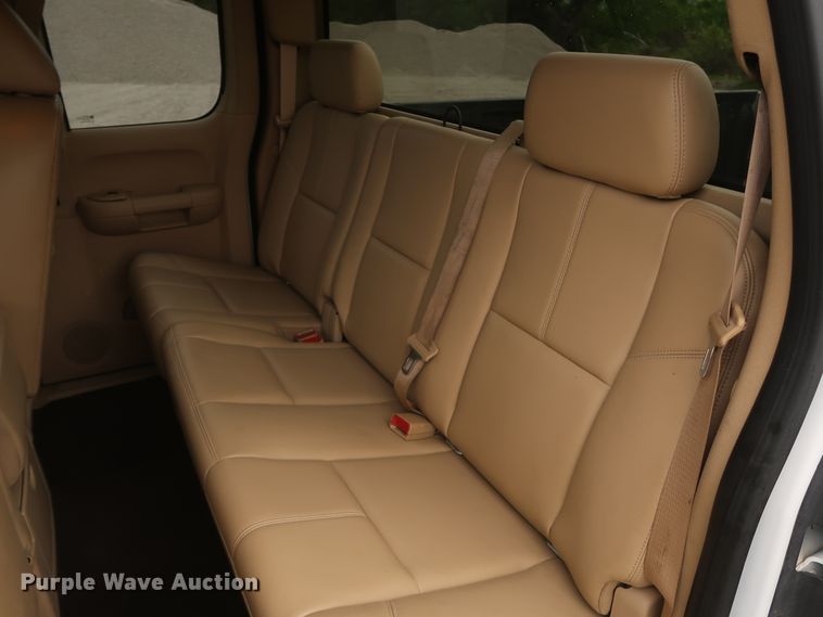 image for item DH0870 2010 Chevrolet Silverado 1500 LT  Ext. Cab pickup truck