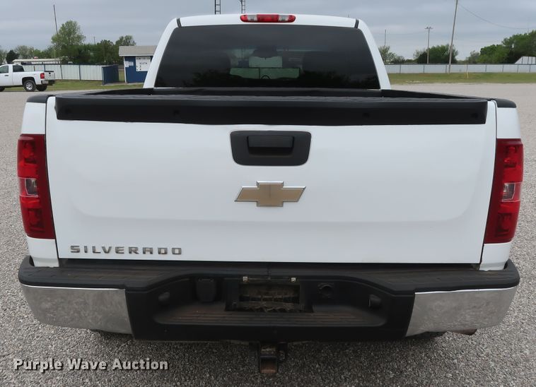 image for item DH0870 2010 Chevrolet Silverado 1500 LT  Ext. Cab pickup truck