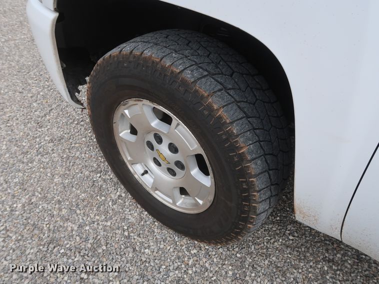 image for item DH0870 2010 Chevrolet Silverado 1500 LT  Ext. Cab pickup truck