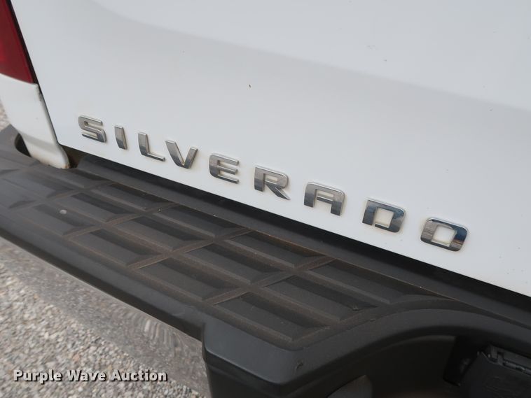 image for item DH0870 2010 Chevrolet Silverado 1500 LT  Ext. Cab pickup truck