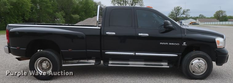 image for item DH0871 2006 Dodge Ram 3500HD Quad Cab pickup truck