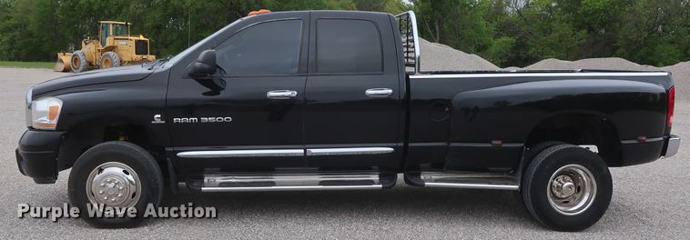 image for item DH0871 2006 Dodge Ram 3500HD Quad Cab pickup truck