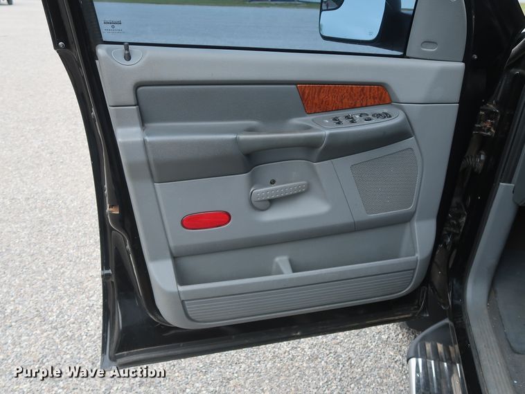 image for item DH0871 2006 Dodge Ram 3500HD Quad Cab pickup truck