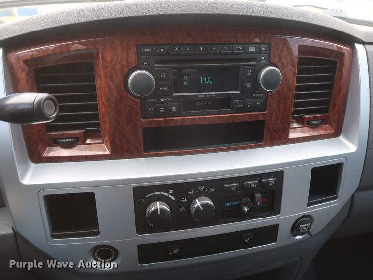 image for item DH0871 2006 Dodge Ram 3500HD Quad Cab pickup truck