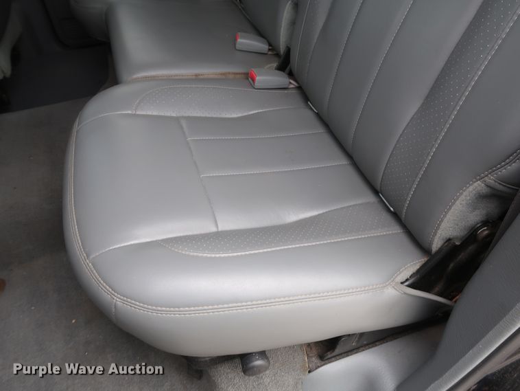 image for item DH0871 2006 Dodge Ram 3500HD Quad Cab pickup truck