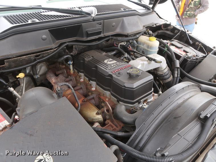 image for item DH0871 2006 Dodge Ram 3500HD Quad Cab pickup truck