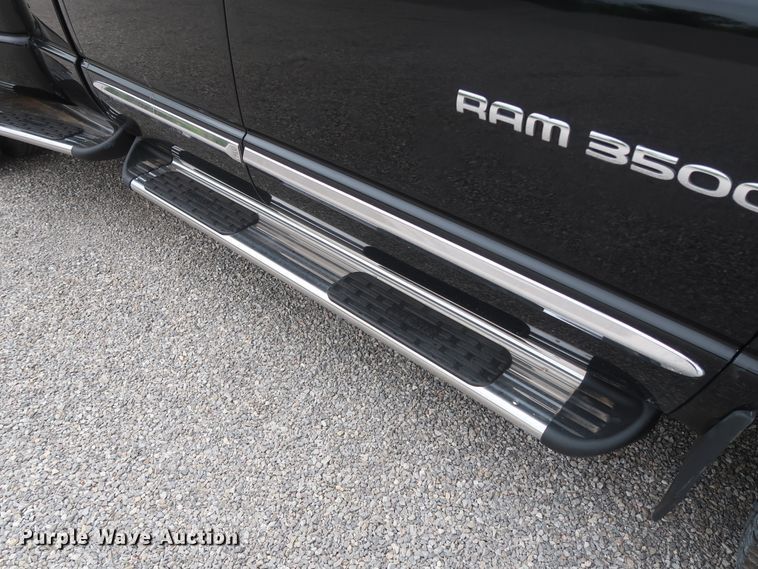 image for item DH0871 2006 Dodge Ram 3500HD Quad Cab pickup truck