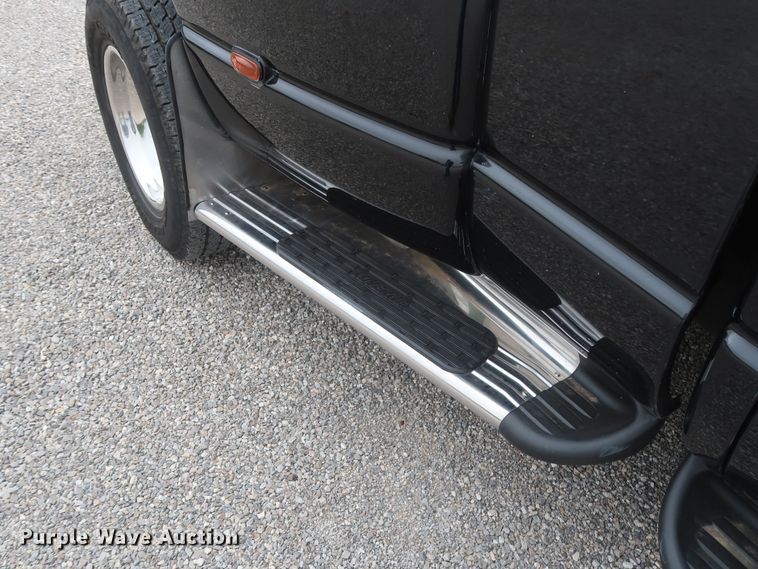 image for item DH0871 2006 Dodge Ram 3500HD Quad Cab pickup truck