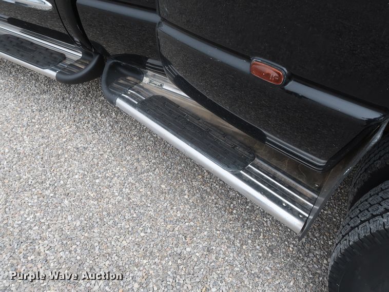 image for item DH0871 2006 Dodge Ram 3500HD Quad Cab pickup truck