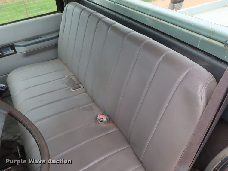 image for item DH0872 1999 Chevrolet C6500  rollback truck