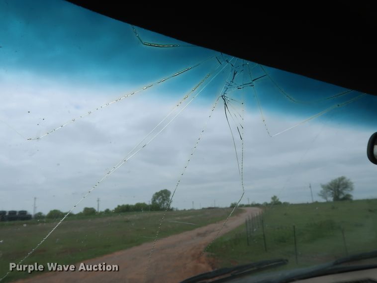 image for item DH0872 1999 Chevrolet C6500  rollback truck