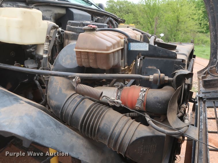 image for item DH0872 1999 Chevrolet C6500  rollback truck