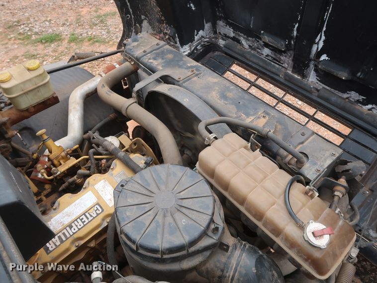 image for item DH0872 1999 Chevrolet C6500  rollback truck