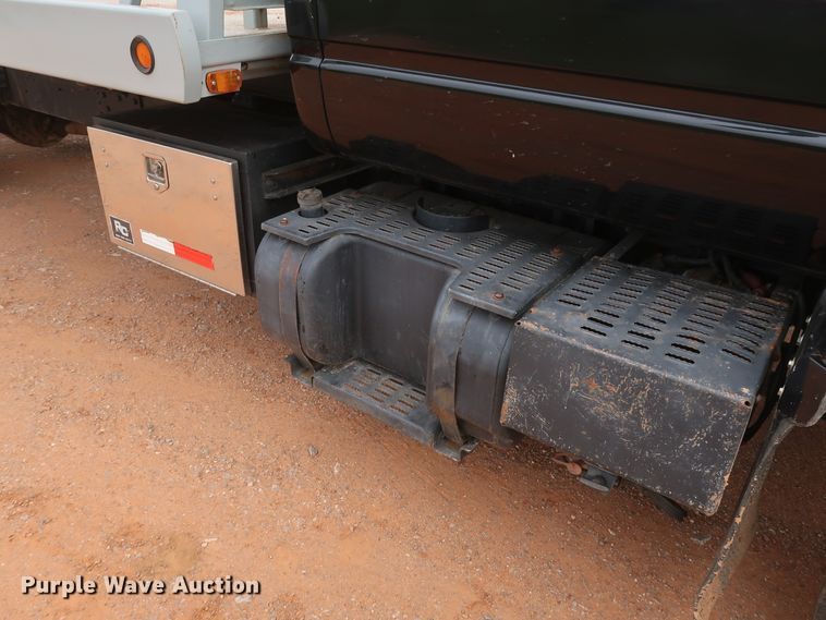 image for item DH0872 1999 Chevrolet C6500  rollback truck