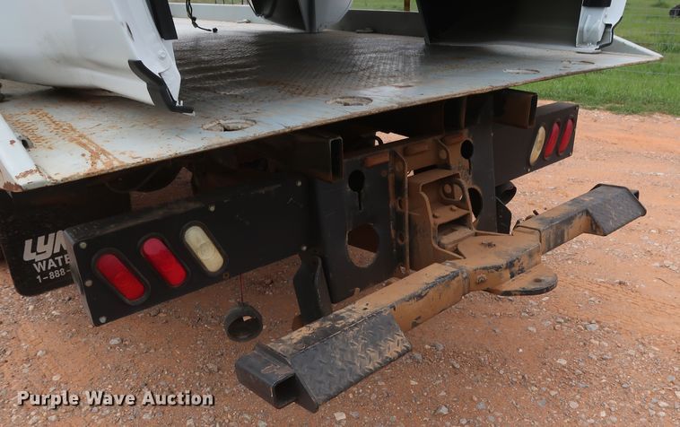 image for item DH0872 1999 Chevrolet C6500  rollback truck