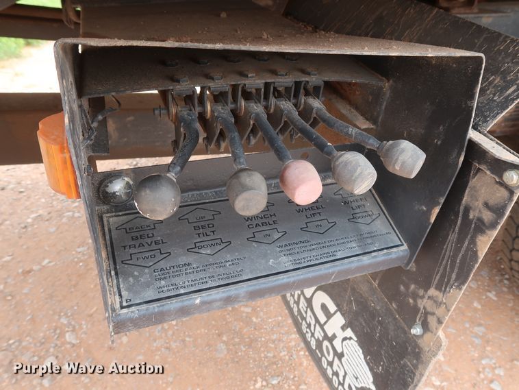 image for item DH0872 1999 Chevrolet C6500  rollback truck