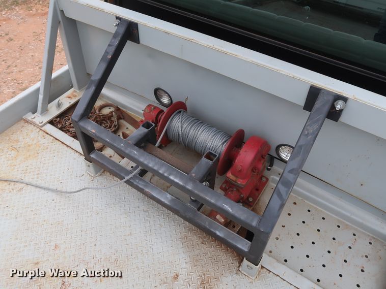 image for item DH0872 1999 Chevrolet C6500  rollback truck