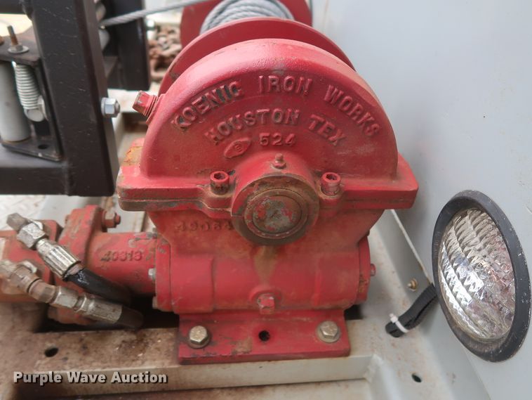 image for item DH0872 1999 Chevrolet C6500  rollback truck