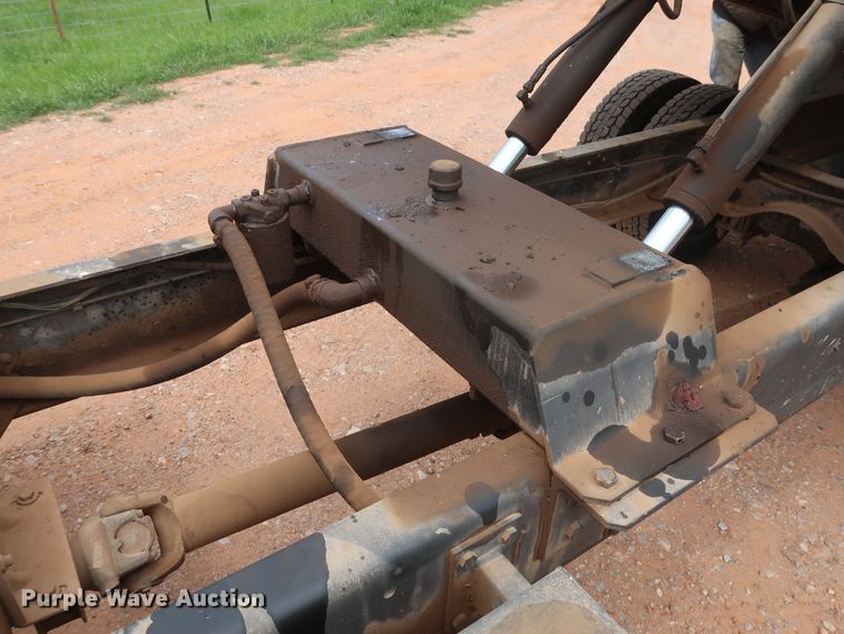 image for item DH0872 1999 Chevrolet C6500  rollback truck