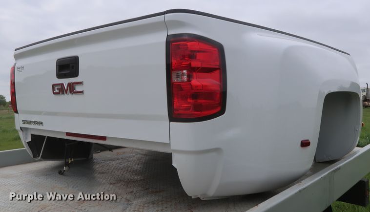 image for item DH0873 2019 GMC Sierra 3500 pickup truck bed