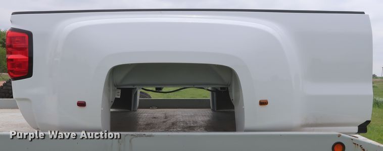 image for item DH0873 2019 GMC Sierra 3500 pickup truck bed