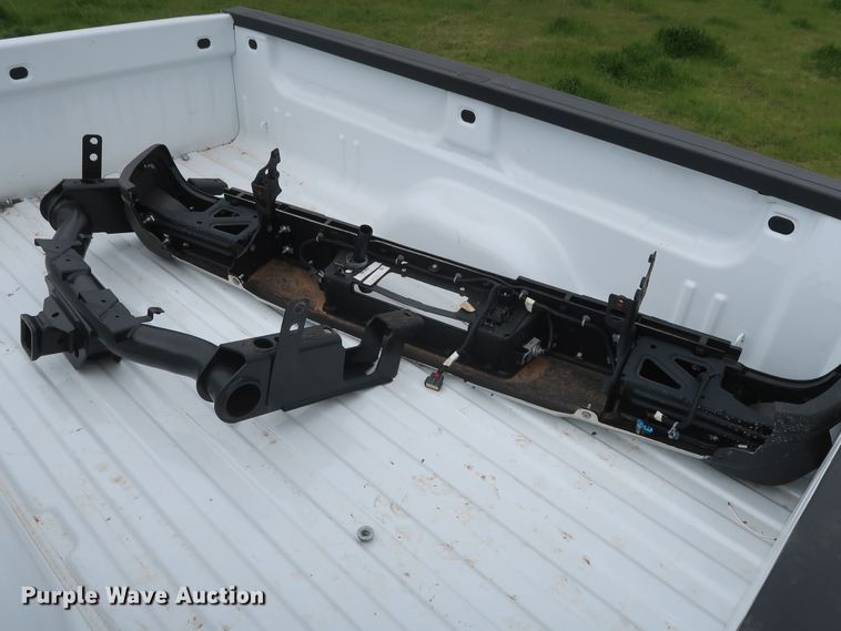 image for item DH0873 2019 GMC Sierra 3500 pickup truck bed
