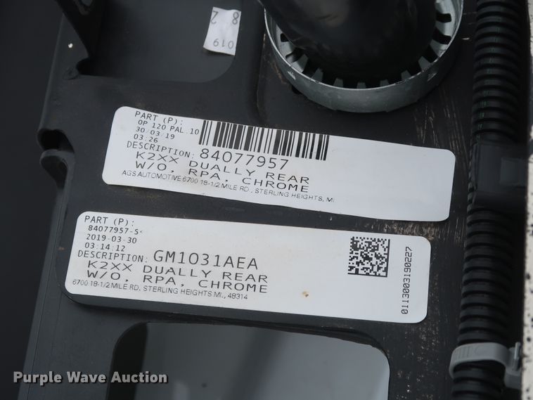 image for item DH0873 2019 GMC Sierra 3500 pickup truck bed