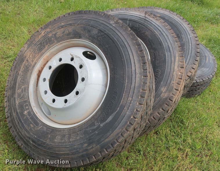 image for item DH0875 (4) Michelin XZY3 11R22.5 tires and wheels