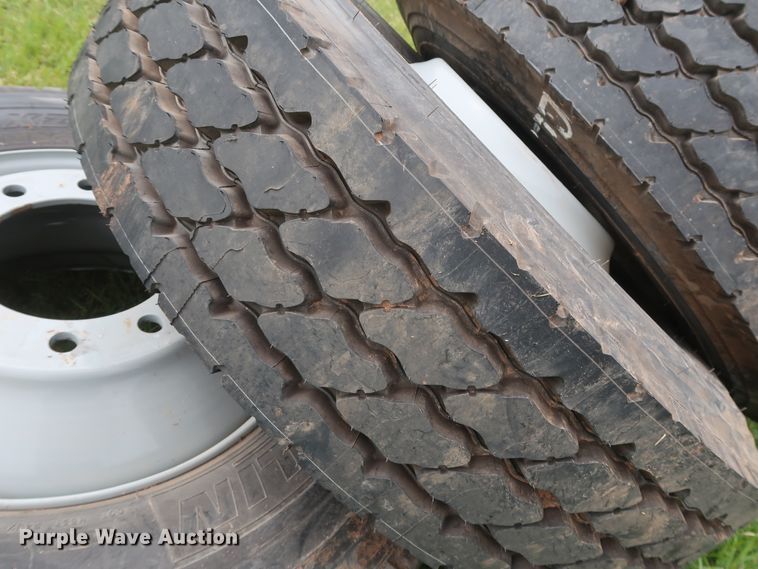 image for item DH0875 (4) Michelin XZY3 11R22.5 tires and wheels