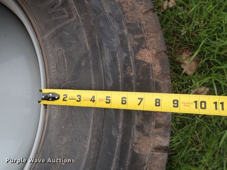 image for item DH0875 (4) Michelin XZY3 11R22.5 tires and wheels