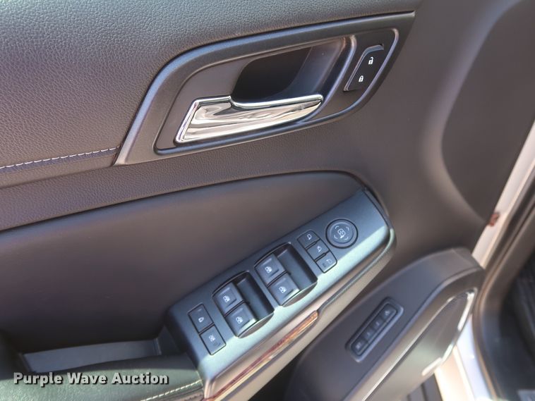 image for item DH0883 2015 Chevrolet Suburban 1500 LTZ  SUV