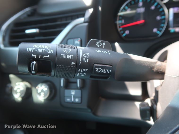 image for item DH0883 2015 Chevrolet Suburban 1500 LTZ  SUV