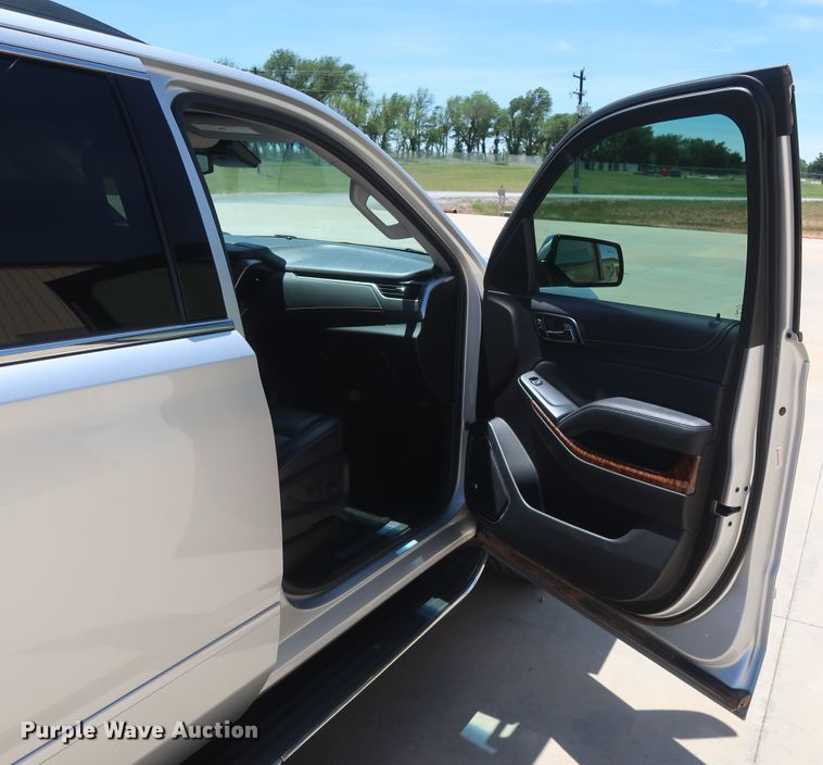 image for item DH0883 2015 Chevrolet Suburban 1500 LTZ  SUV