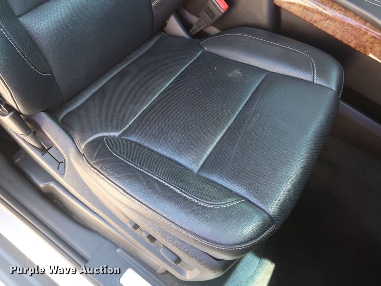 image for item DH0883 2015 Chevrolet Suburban 1500 LTZ  SUV