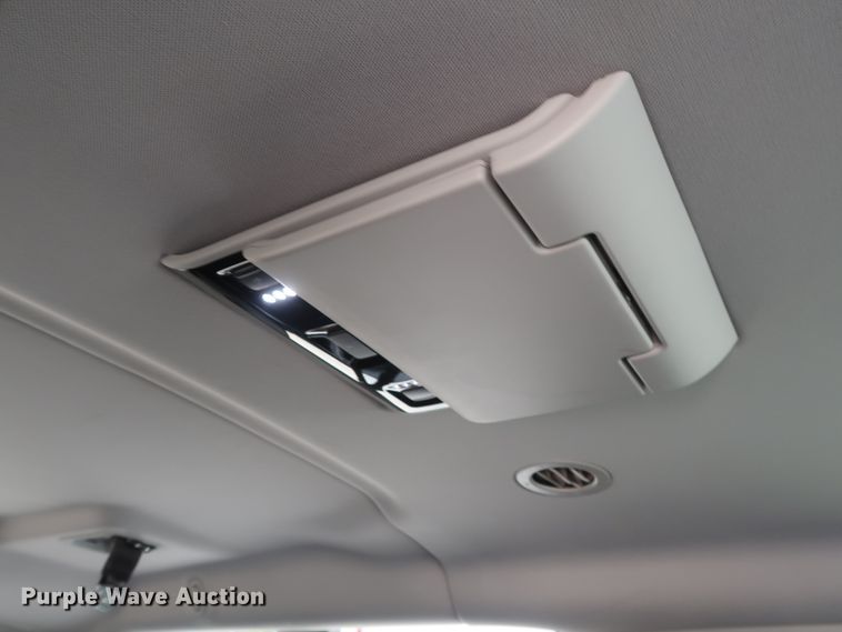 image for item DH0883 2015 Chevrolet Suburban 1500 LTZ  SUV