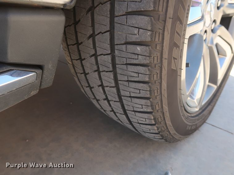 image for item DH0883 2015 Chevrolet Suburban 1500 LTZ  SUV