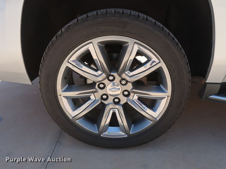 image for item DH0883 2015 Chevrolet Suburban 1500 LTZ  SUV