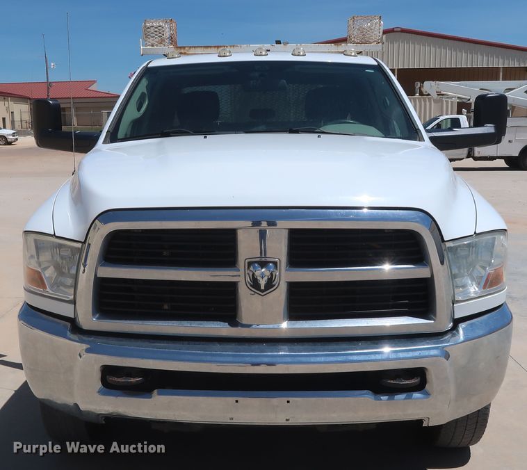 image for item DH0884 2012 Dodge Ram 3500HD  Crew Cab flatbed pickup truck