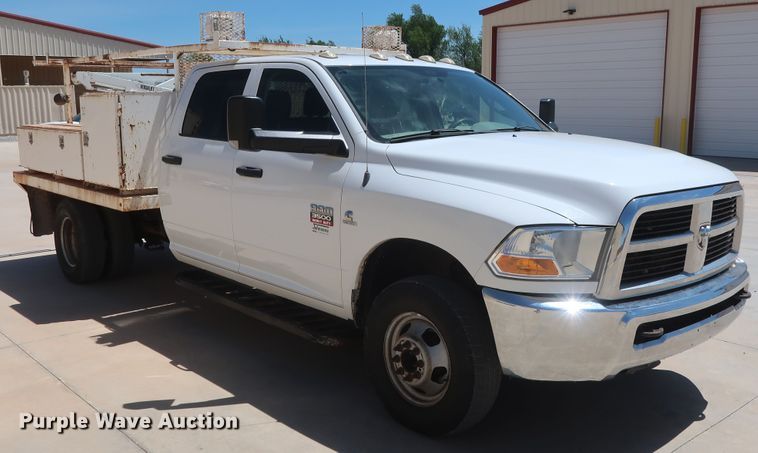 image for item DH0884 2012 Dodge Ram 3500HD  Crew Cab flatbed pickup truck