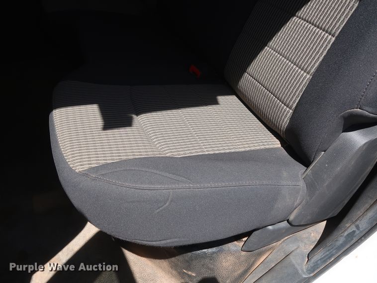 image for item DH0884 2012 Dodge Ram 3500HD  Crew Cab flatbed pickup truck