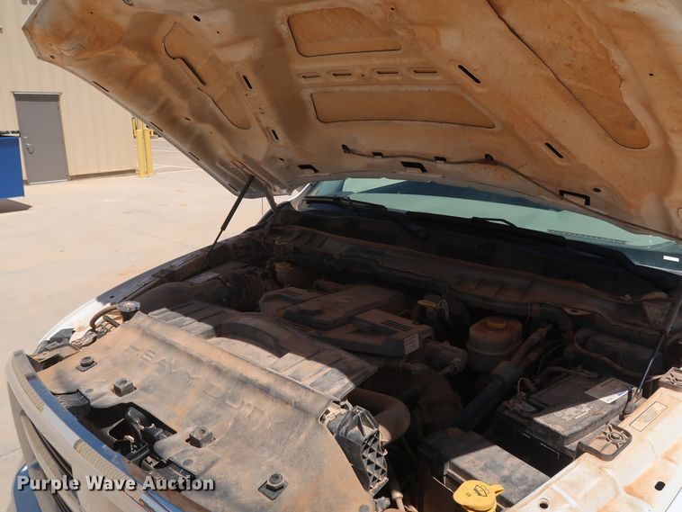 image for item DH0884 2012 Dodge Ram 3500HD  Crew Cab flatbed pickup truck