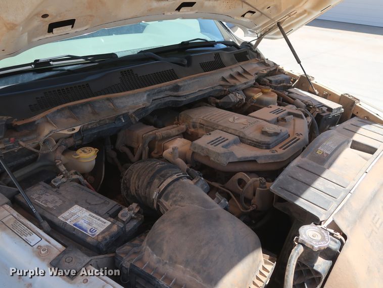 image for item DH0884 2012 Dodge Ram 3500HD  Crew Cab flatbed pickup truck