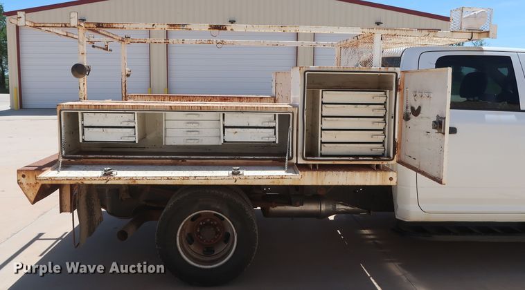 image for item DH0884 2012 Dodge Ram 3500HD  Crew Cab flatbed pickup truck