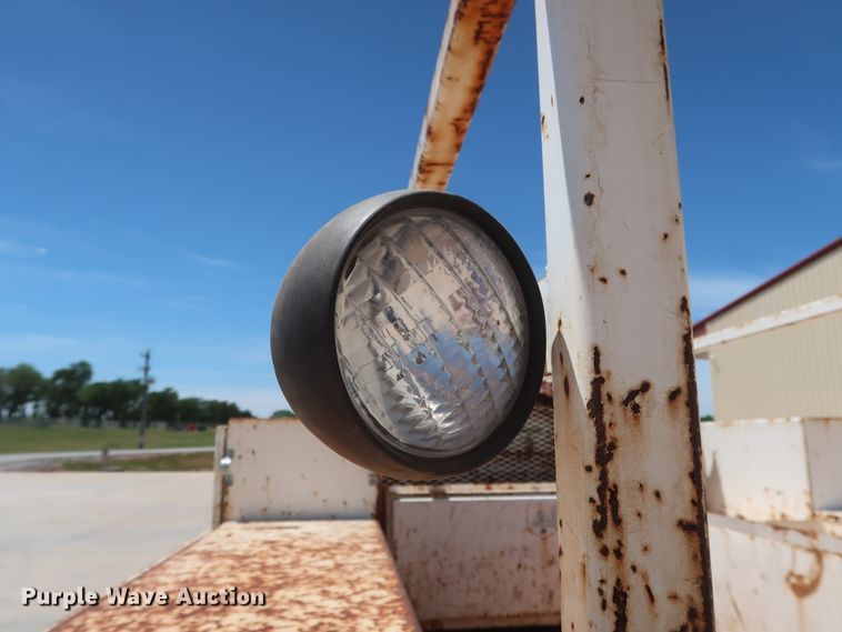 image for item DH0884 2012 Dodge Ram 3500HD  Crew Cab flatbed pickup truck