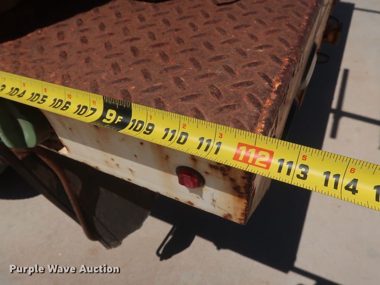 image for item DH0884 2012 Dodge Ram 3500HD  Crew Cab flatbed pickup truck