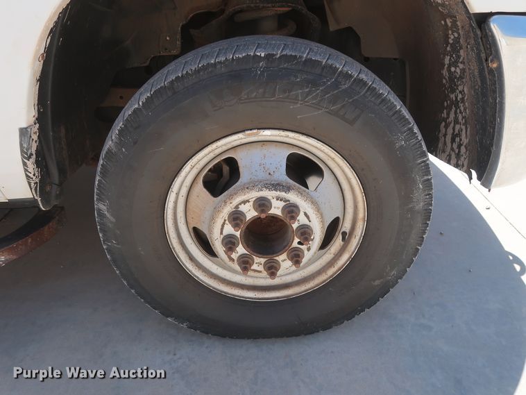 image for item DH0884 2012 Dodge Ram 3500HD  Crew Cab flatbed pickup truck