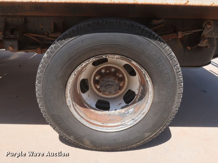 image for item DH0884 2012 Dodge Ram 3500HD  Crew Cab flatbed pickup truck