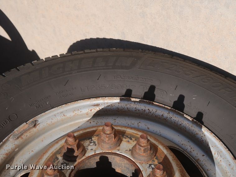 image for item DH0884 2012 Dodge Ram 3500HD  Crew Cab flatbed pickup truck