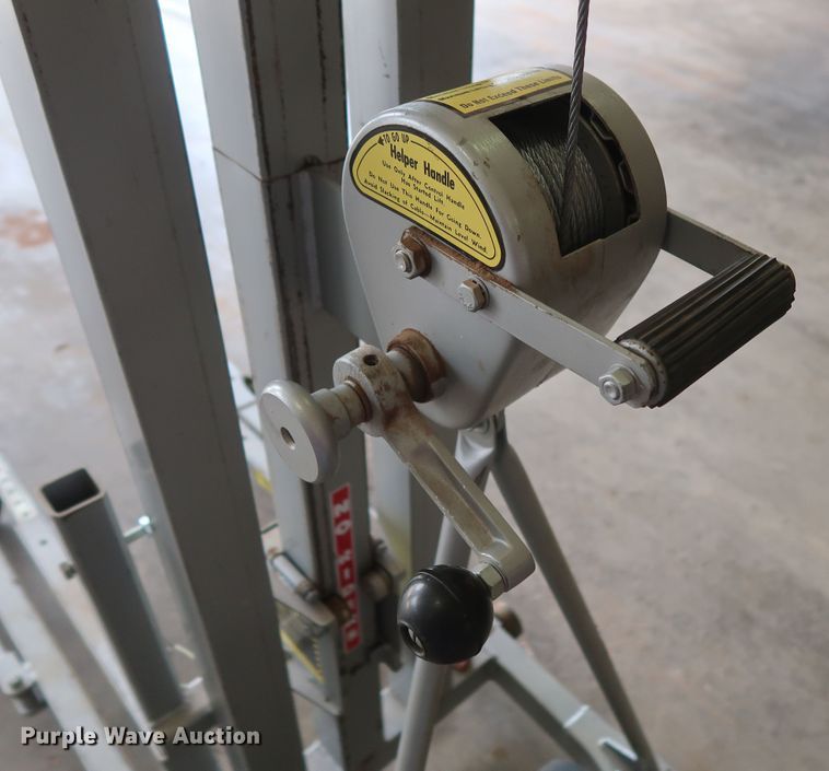 image for item DH0889 Vermette 6515 material lift